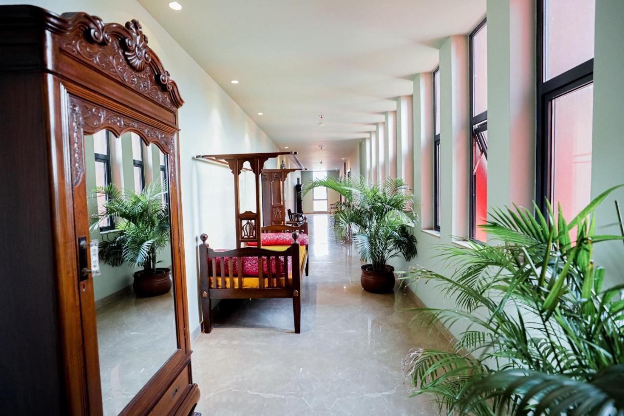 Gulab Kothi By Royal Orchid Hotels Limited バラナシ エクステリア 写真