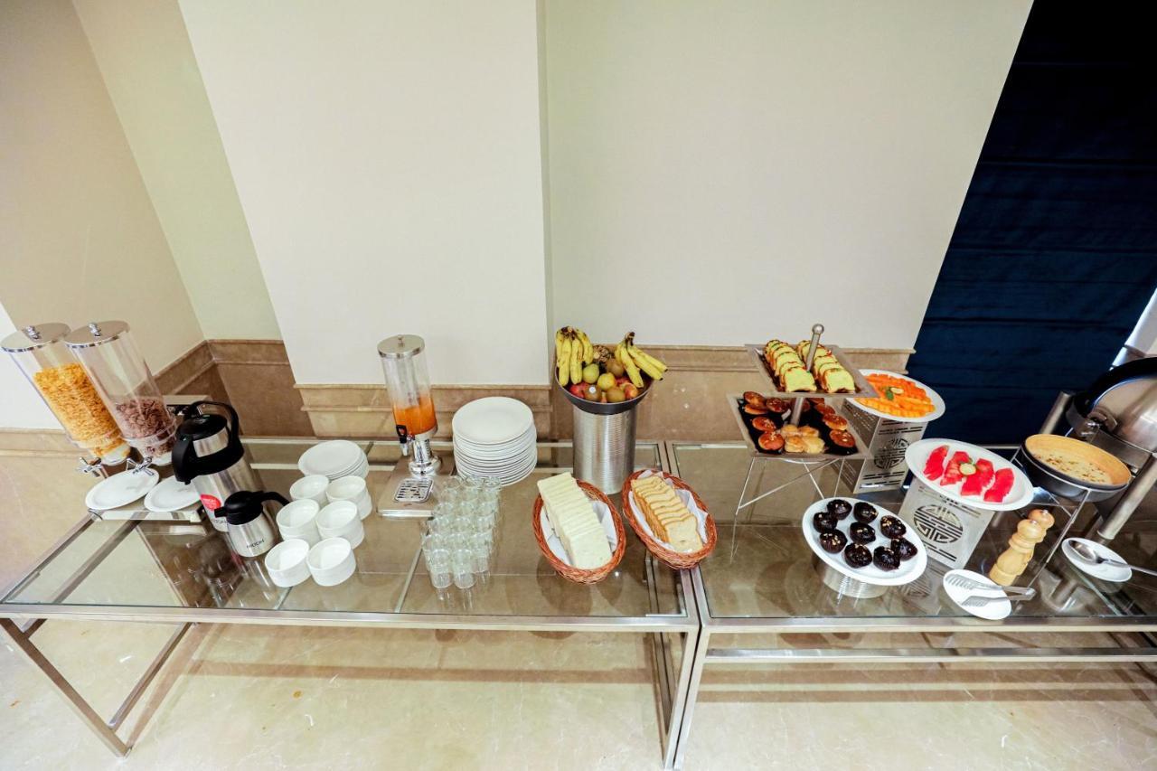 Gulab Kothi By Royal Orchid Hotels Limited バラナシ エクステリア 写真