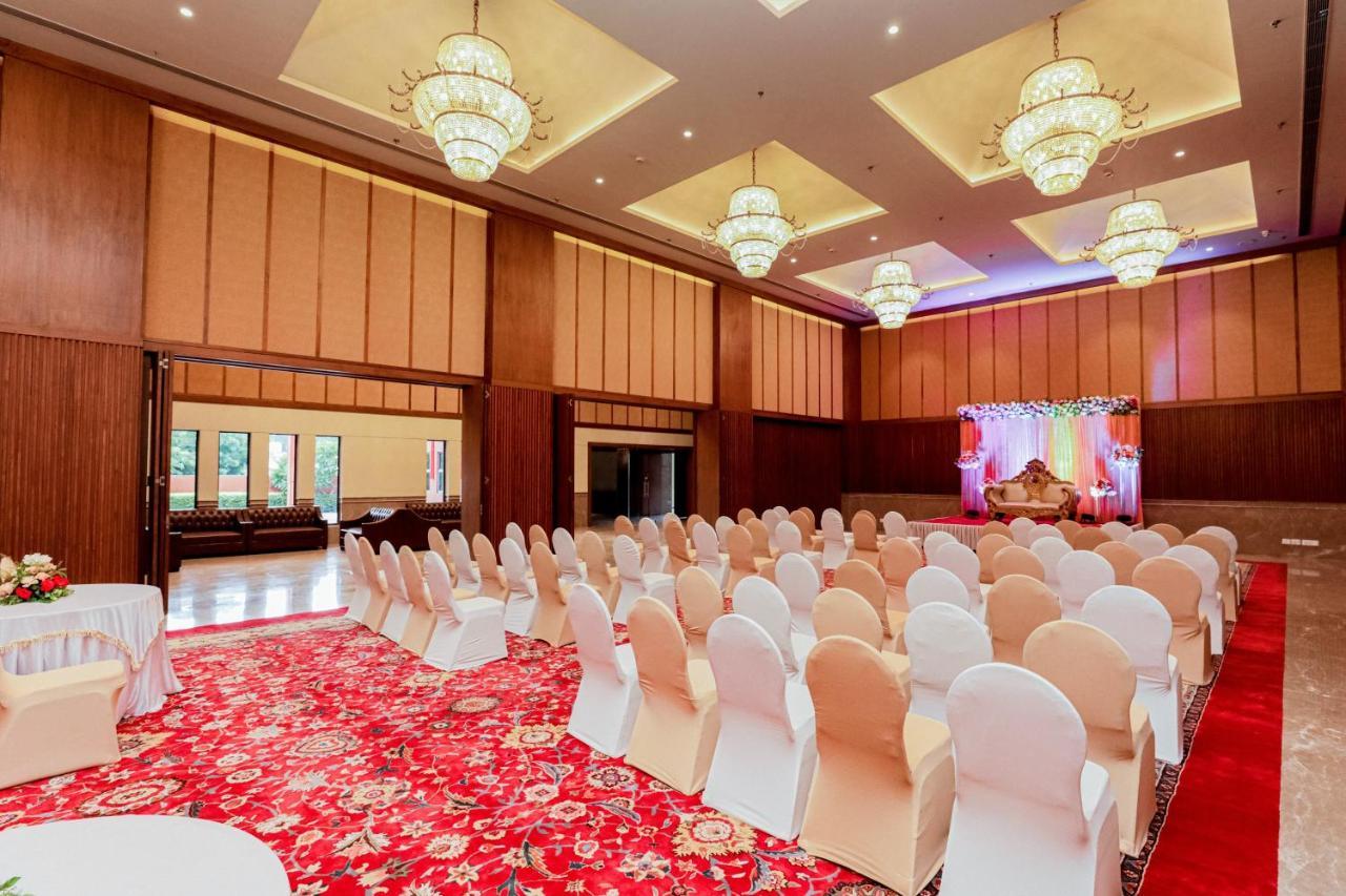 Gulab Kothi By Royal Orchid Hotels Limited バラナシ エクステリア 写真